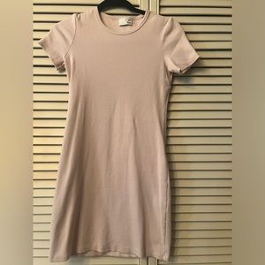 Aritzia Wilfred Free Tshirt Dress